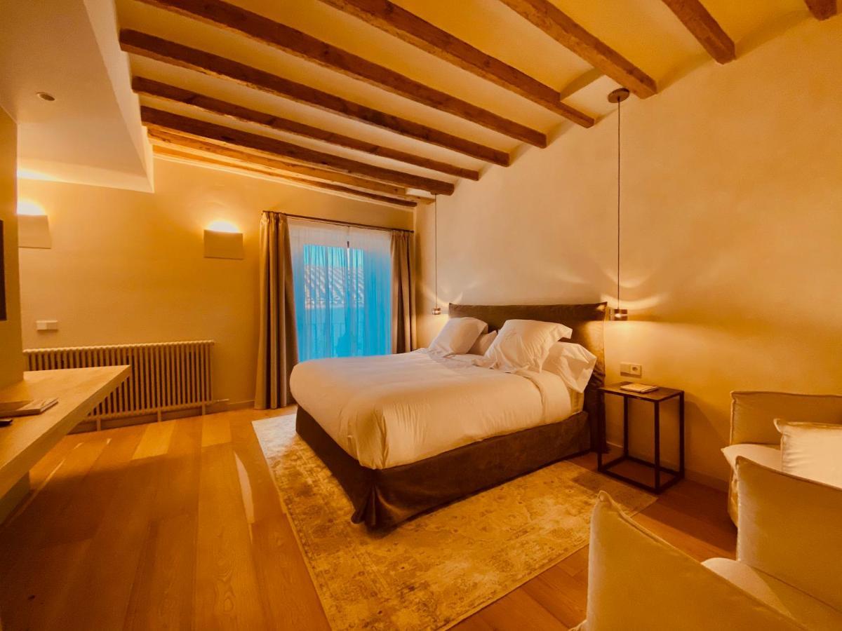 Hotel Casa Llobera 1792 à La Pobla de Cervoles Extérieur photo