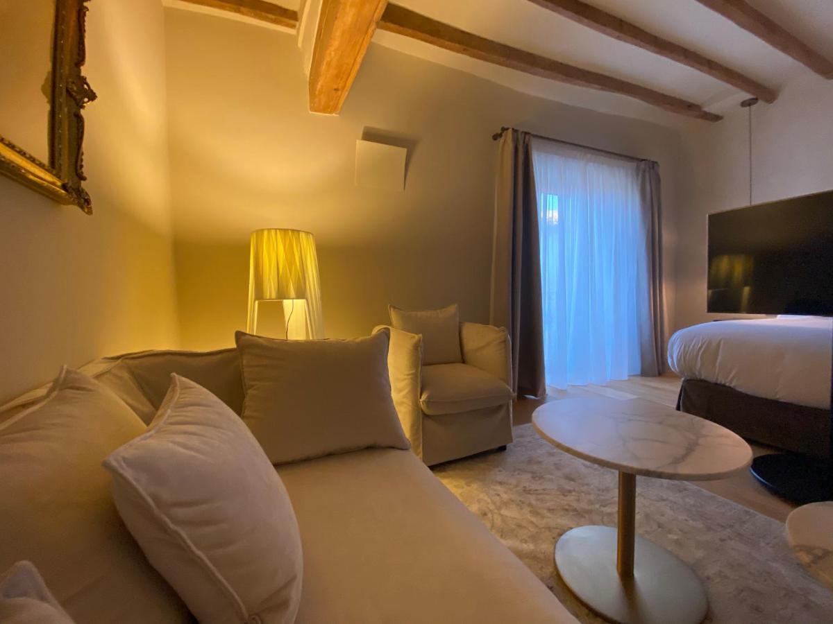 Hotel Casa Llobera 1792 à La Pobla de Cervoles Extérieur photo
